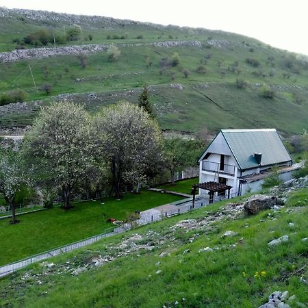Vikendica Na Jezeru Villa Gacko Exterior foto